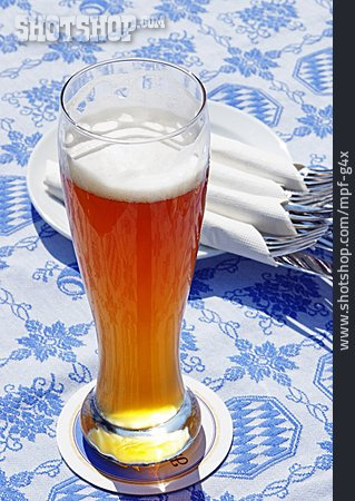 
                Bier, Hefeweizen, Bayrisch                   