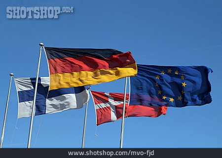 
                Europa, Deutschland, Fahnen, Dänemark, Finnland                   