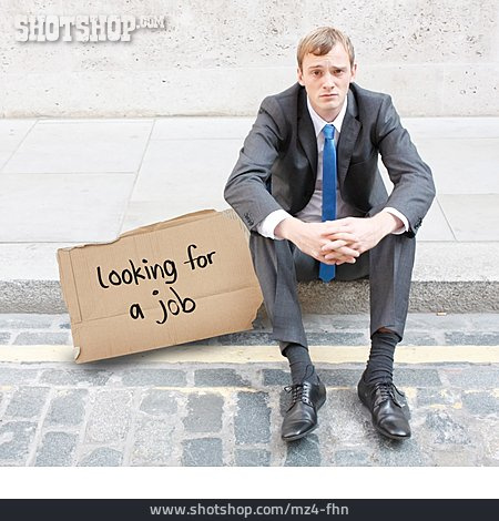 
                Geschäftsmann, Arbeitslosigkeit, Jobsuche, Arbeitssuchend                   