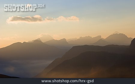 
                Dämmerung, Gebirge, Alpen, Dolomiten                   