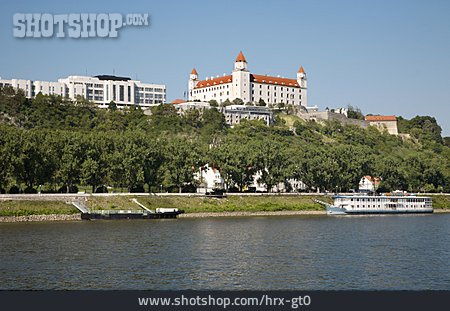 
                Donau, Bratislava, Burg Bratislava                   