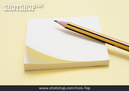 
                Bleistift, Notizblock, Haftnotiz                   