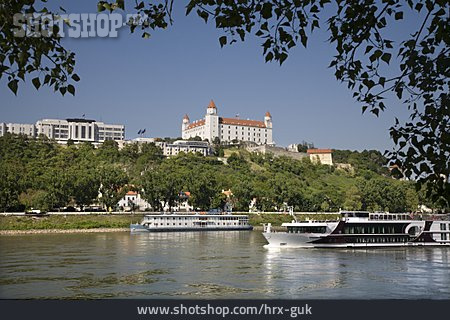 
                Donau, Bratislava                   