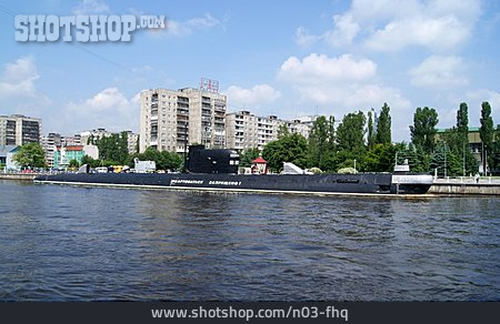
                U-boot, Kaliningrad, Pregel                   