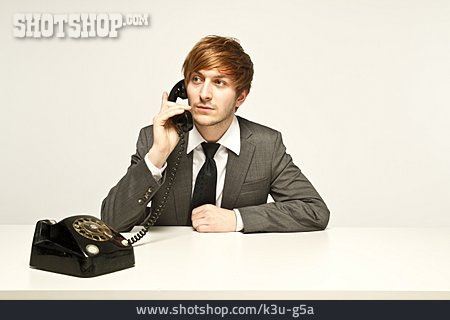 
                Geschäftsmann, Telefonieren, Festnetz                   