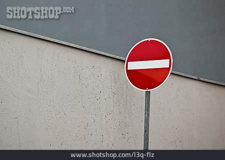 
                Verkehrszeichen, Einbahnstraße, Verbotsschild                   
