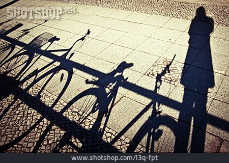 
                Fahrrad, Schatten, Schattenspiel                   