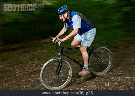 
                Aktiver Senior, Radfahrer, Mountainbiker, Radsport                   