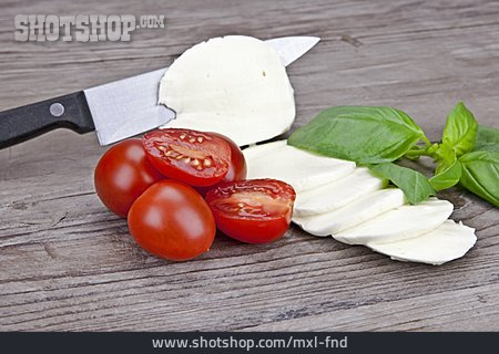
                Tomate, Mozzarella, Caprese                   
