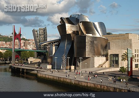 
                Bilbao, Gehry, Museum Guggenheim                   