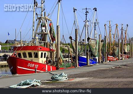 
                Fischerboote, Fischkutter, Fischerhafen                   
