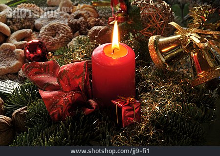 
                Kerze, Weihnachtsgebäck, Weihnachtsdekoration                   