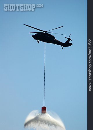 
                Hubschrauber, Löschen, Helikopter, Löscheinsatz, Black Hawk                   