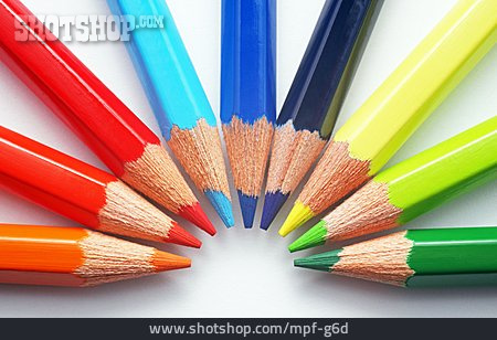 
                Farbig, Stift, Buntstift                   