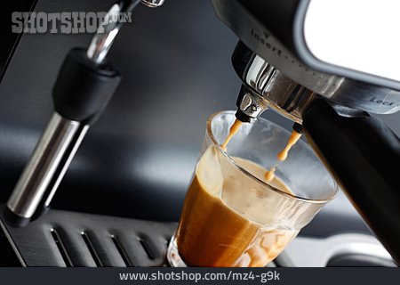 
                Kaffeemaschine, Kaffeezubereitung                   