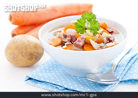 
                Suppe, Gemüsesuppe, Möhreneintopf                   