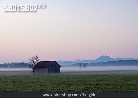 
                Sonnenaufgang, Nebel, Berchtesgadener Land                   