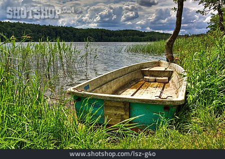 
                Ruderboot, Feldberger Seenlandschaft                   