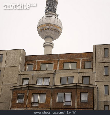 
                Wohnhaus, Berlin, Fernsehturm, Plattenbau                   