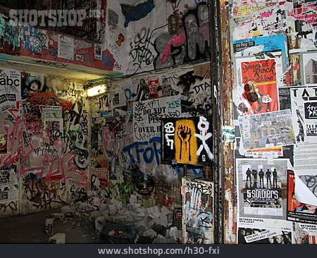 
                Graffiti, Subkultur, Plakat                   