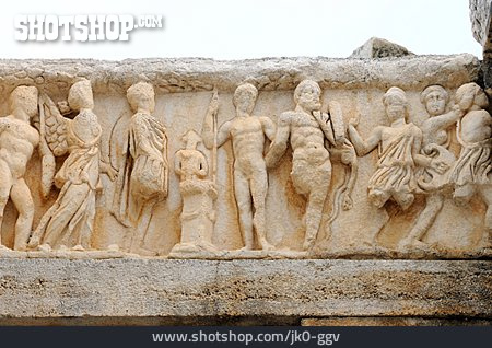 
                Relief, Fries, Ephesus, Hadrianstempel                   