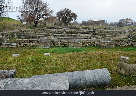 
                Amphitheater                   