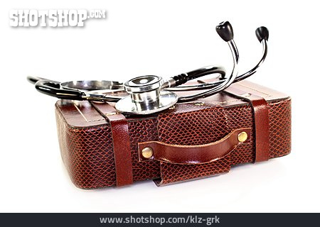 
                Stethoskop, Arztkoffer, Reisekrankenversicherung                   
