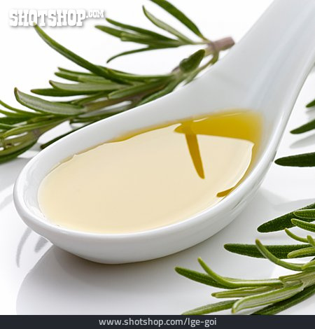 
                Olivenöl, Rosmarin                   