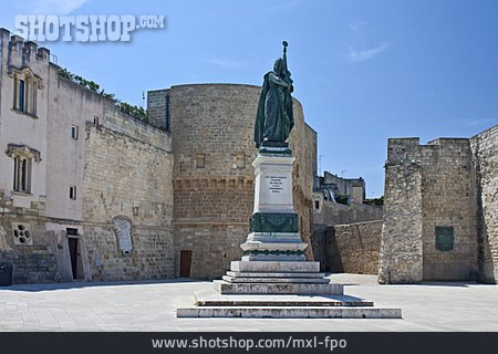 
                Denkmal, Italien, Otranto                   