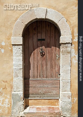 
                Eingang, Holztür                   
