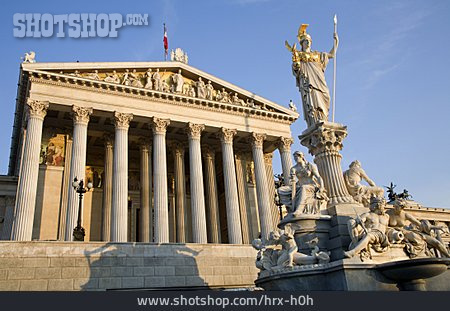
                Wien, Parlament, Parlamentsgebäude, Pallas-athene-brunnen                   