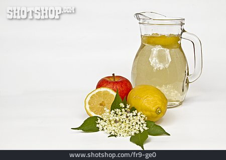 
                Limonade, Erfrischungsgetränk, Holundersaft                   