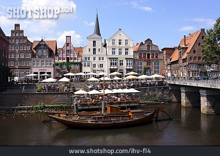 
                Altstadt, Lüneburg, Stintmarkt                   