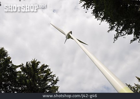 
                Energieerzeugung, Windenergie, Windrad                   