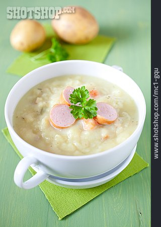 
                Kartoffelsuppe, Kartoffelcremesuppe, Kartoffeleintopf                   