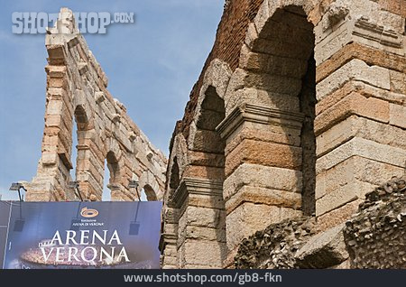 
                Amphitheater, Verona                   