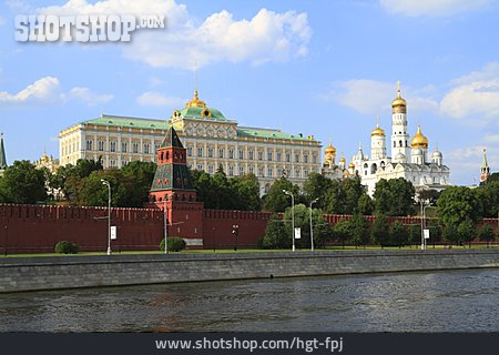 
                Kreml, Kremlmauer, Großer Kremlpalast                   