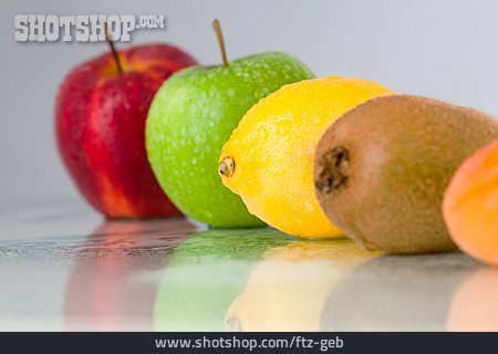 
                Obst, In Einer Reihe                   