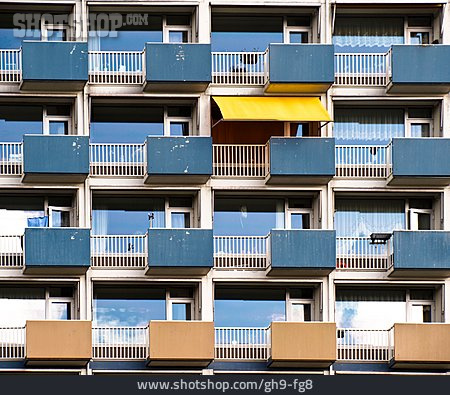 
                Balkon, Plattenbau, Markise, Amsterdam                   