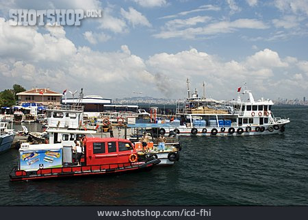 
                Boot, Hafen, Istanbul                   
