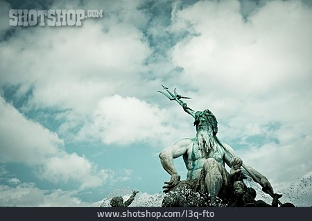 
                Statue, Neptun, Neptunbrunnen                   