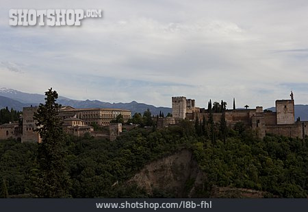 
                Alhambra, Albaicin, Alcazaba                   