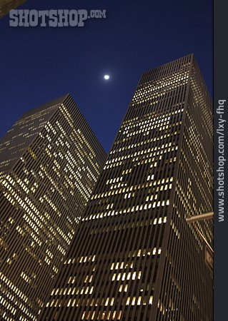 
                Wolkenkratzer, Beleuchtet, New York City                   