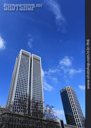 
                Wolkenkratzer, Moderne Baukunst, Frankfurt Am Main                   