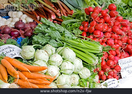 
                Gemüse, Wochenmarkt                   