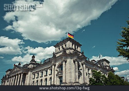 
                Reichstagsgebäude                   