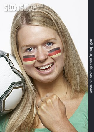 
                Junge Frau, Deutschland, Patriotismus, Fußballfan                   