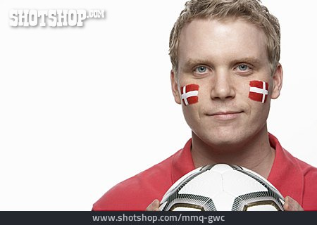 
                Dänemark, Patriotismus, Fußballfan                   