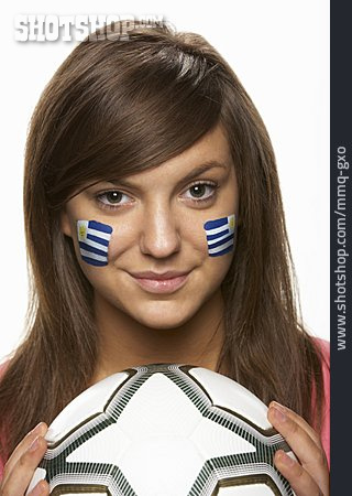 
                Junge Frau, Patriotismus, Fußballfan, Uruguay                   