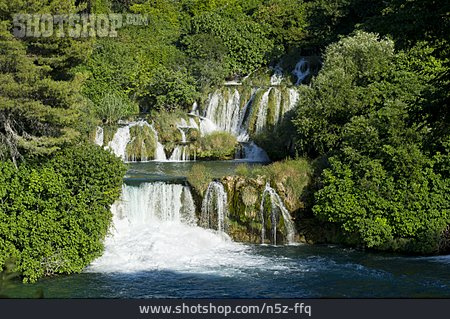 
                Wasserfall, Kaskaden, Krka, Nationalpark Krka                   
